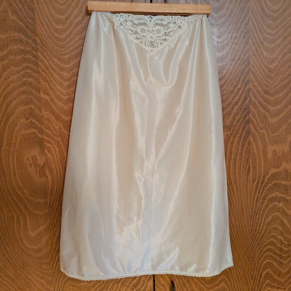 Vintage Henson Kickernick half slip, large